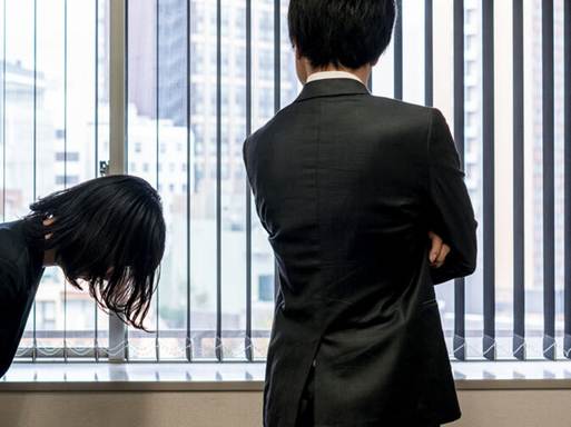 Boss shunning woman at work - Sexual Harassement